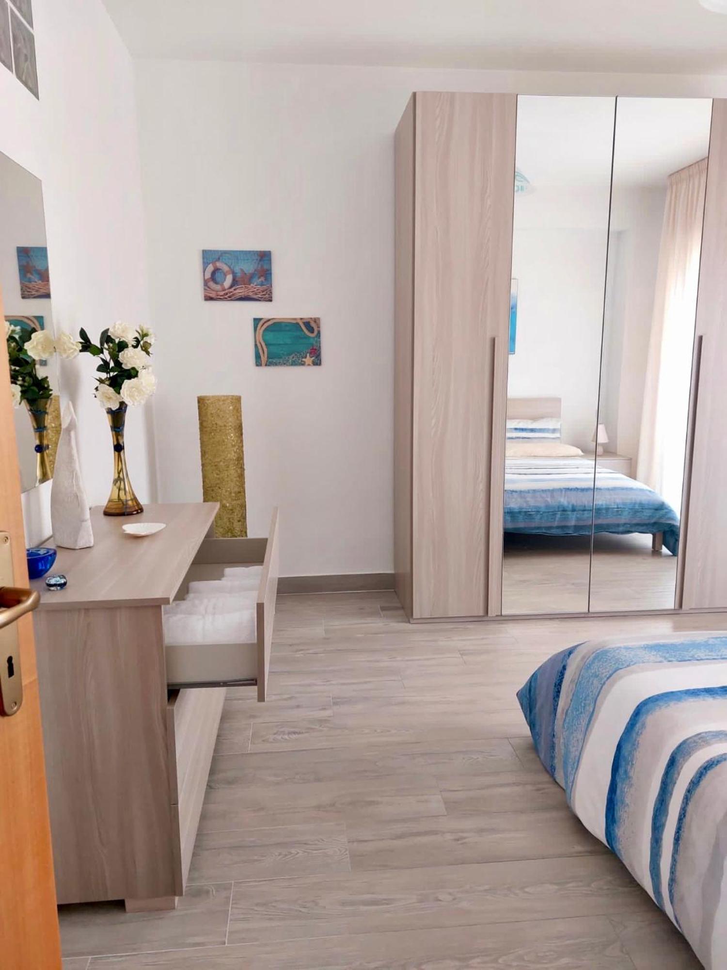 Vistamare Apartments Reggio Calabria Exterior photo